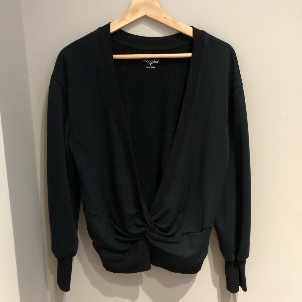 MANDUKA PULLOVER WITH A FRONT TWIST. Size small
